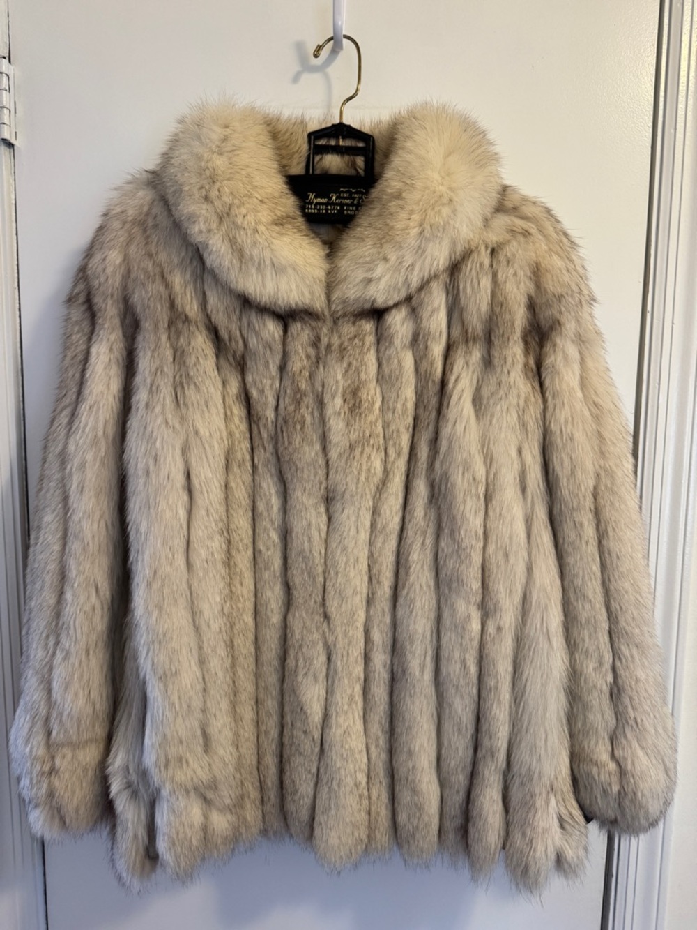 Luxurious Women's Blue Fox Fur Coat
